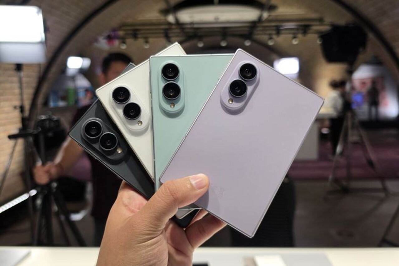 Rekor 7 Tahun Akhirnya Pecah! Pre-order Galaxy Z Fold 8 Tembus 1,44 Juta Unit