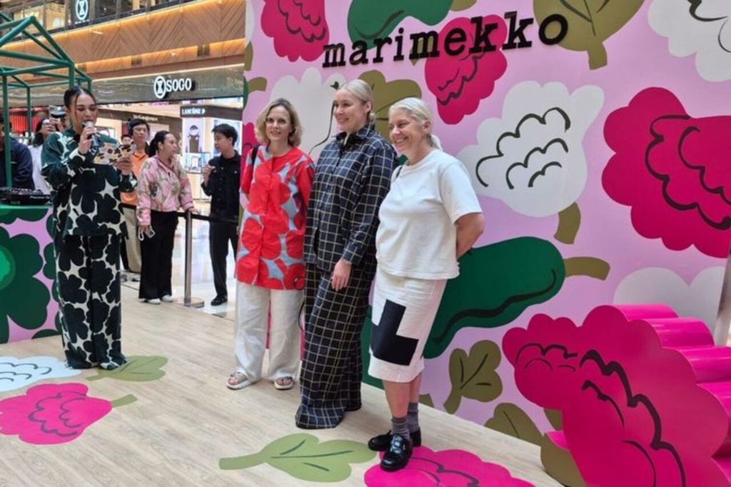 Motif Bunga Marimekko Akhirnya Hadir di Indonesia! Koleksinya Penuh Warna dan Karakter